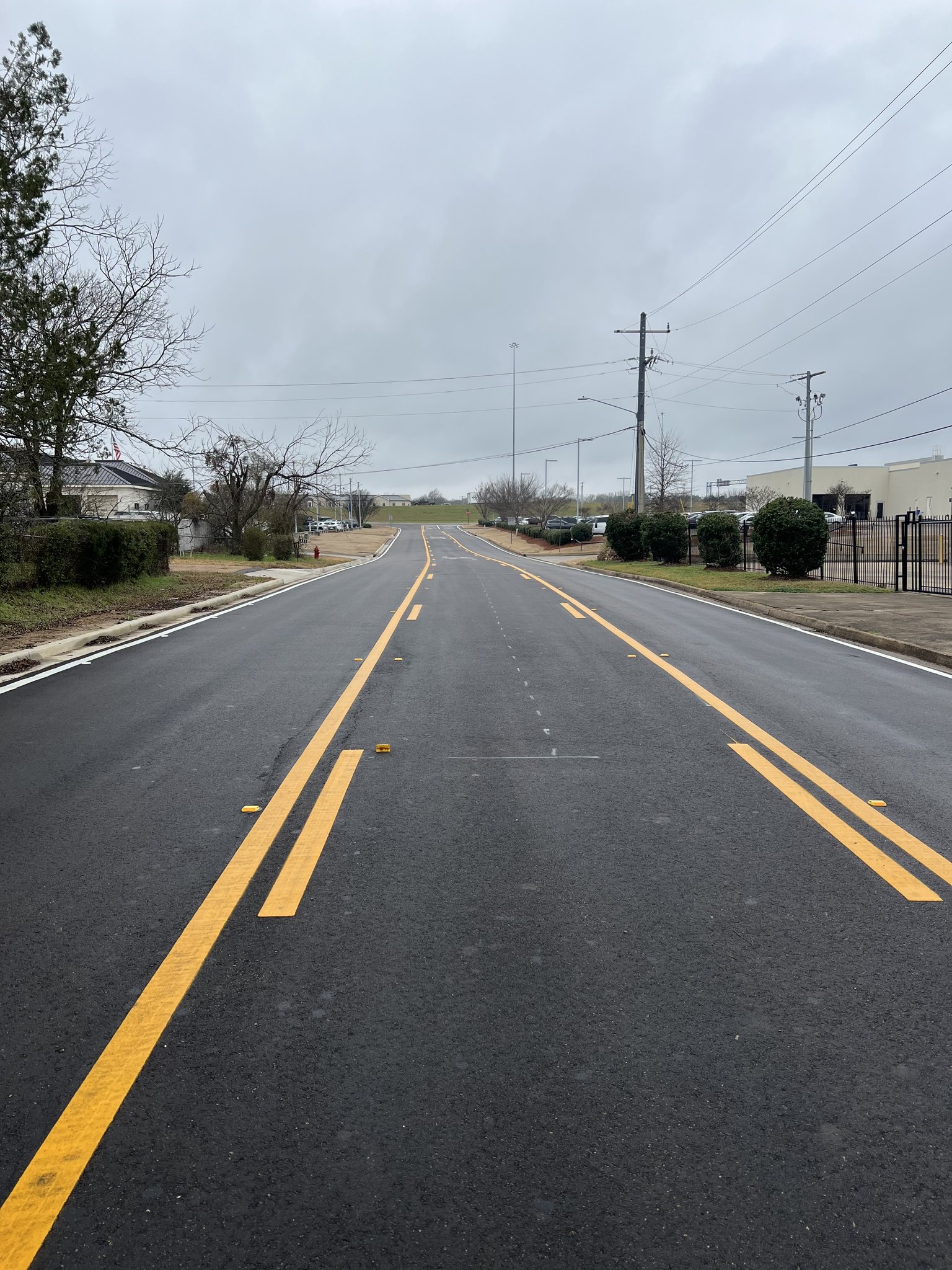 Complete road striping with reflective raised pavement markers Ridgeland MS
