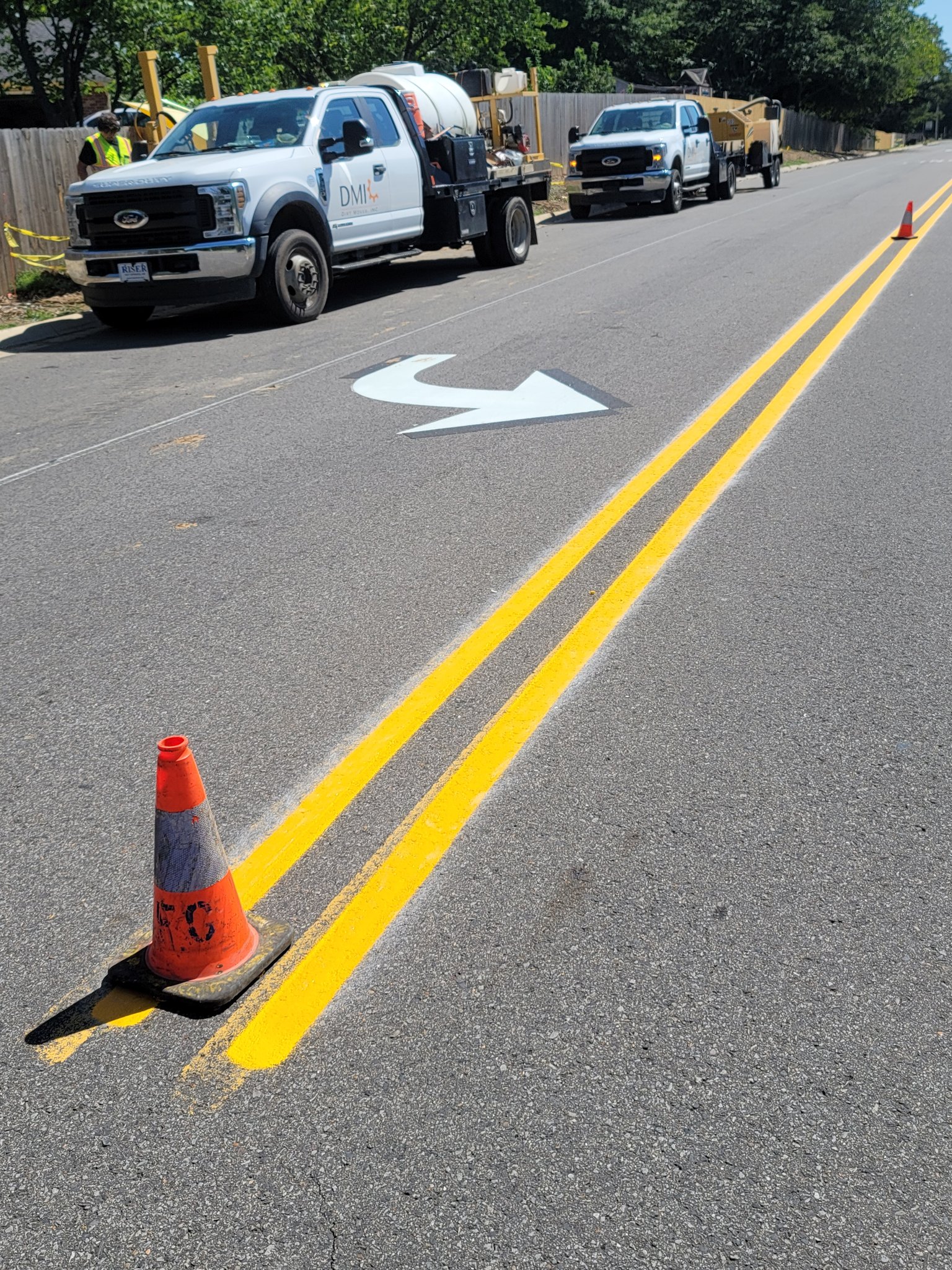 Thermoplastic road markings wide view - Russellville AR